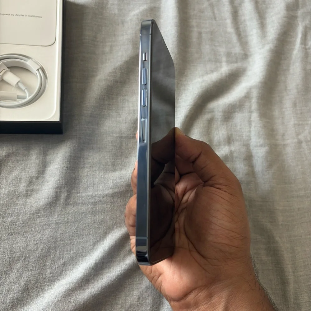 Apple iPhone 13 Pro Max 256GB Blue (Factory Unlocked)